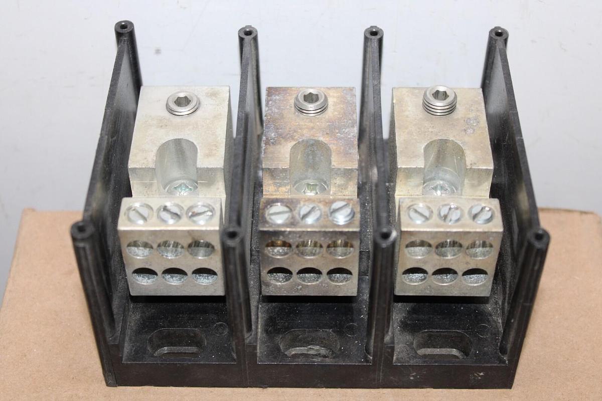 Used BURNDYCAT POWER DISTRIBUTION TERMINAL LUG BDB-16-2/0-3 3-POLE 600 VAC