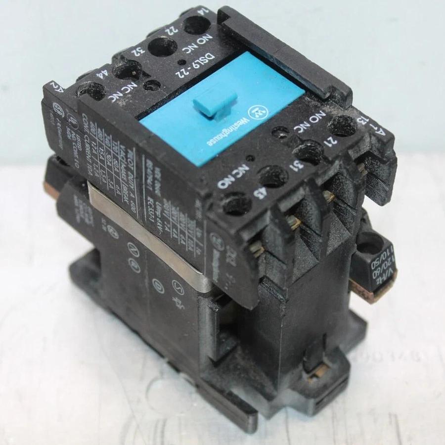 Used WESTINGHOUSE CONTACTOR DSL9-22 10 AMP 600 VAC 3-POLE 3-PHASE COIL: 110/120 V