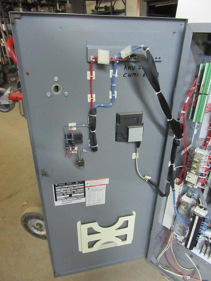Used SQUARE D M-FLEX VARIABLE SPEED DRIVE MFDKG4VW ATV61HD11N4 20 HP 15 KW 460 VOLT