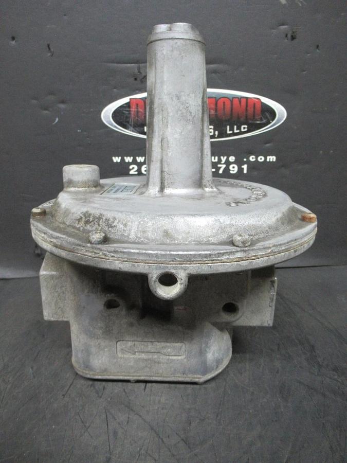 Used MAXITROL ZERO GOVERNOR AIR/GAS REGULATOR 210EZ 5 PSI **WARRANTY INCLUDED**