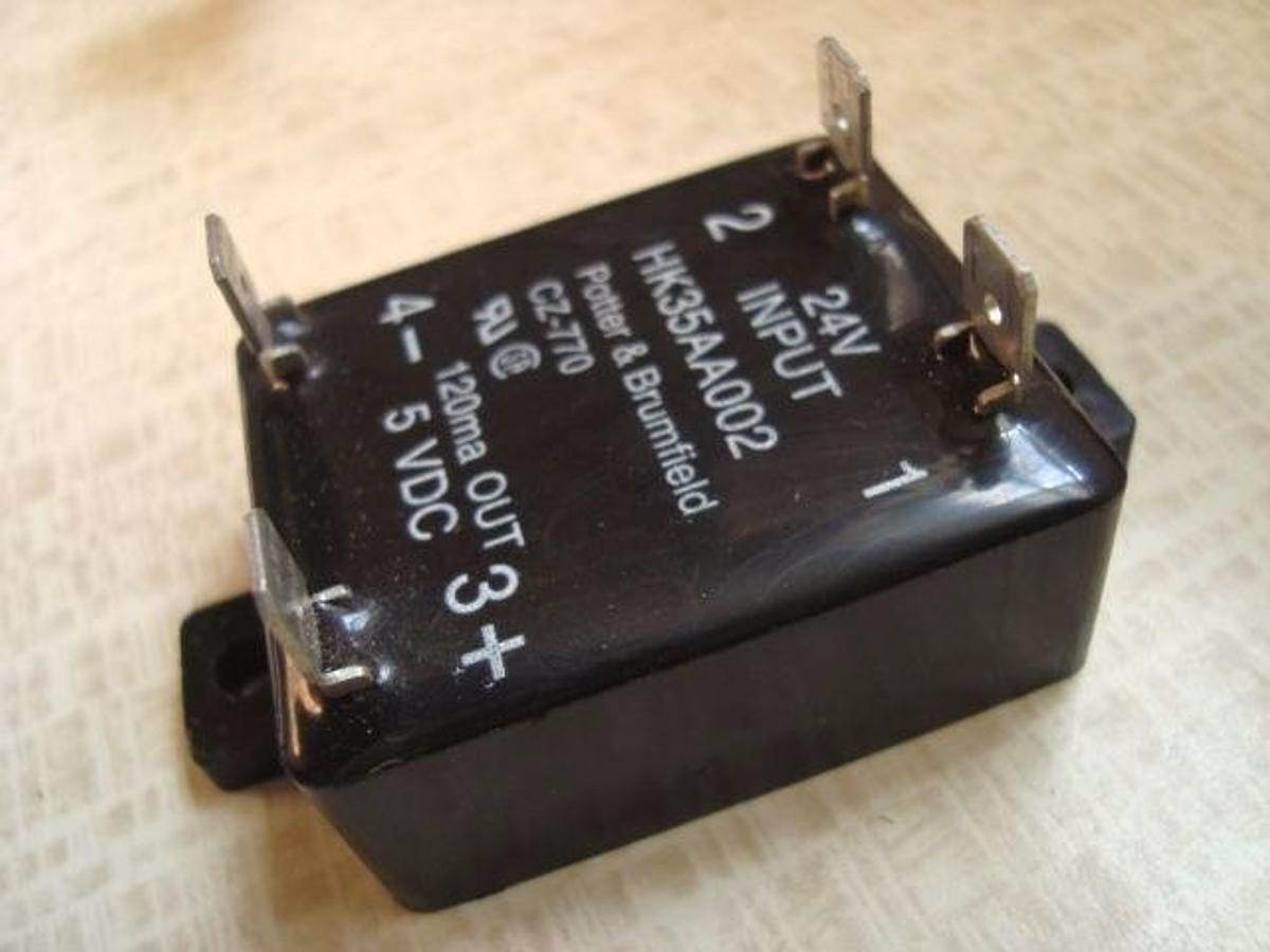 Used POTTER & BRUMFIELD RELAY HK35AA002 INPUT: 24 VAC OUTPUT: 5 VDC 120 mA