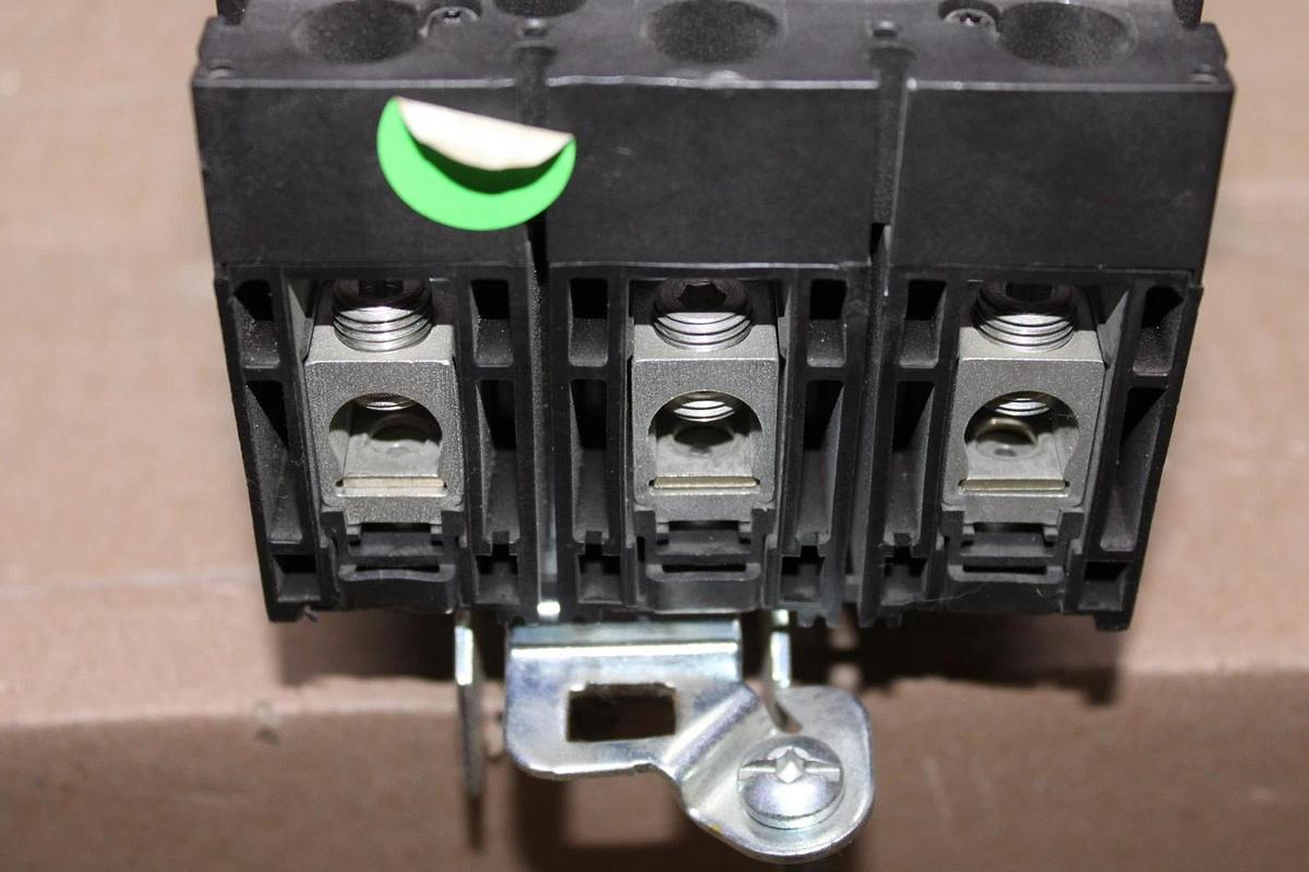 Used SQUARE D POWERPACT I-LINE CIRCUIT BREAKER HGA36050 50 AMP 600 VOLT 3-POLE