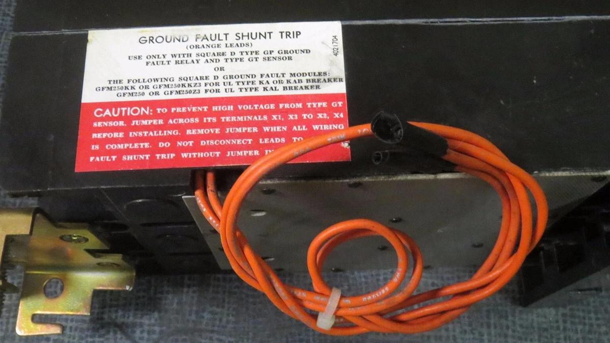 Used SQUARE D I-LINE BREAKER KH36090G 90 AMP 600 VAC 3 POLE W/ GROUND FAULT SHUNT