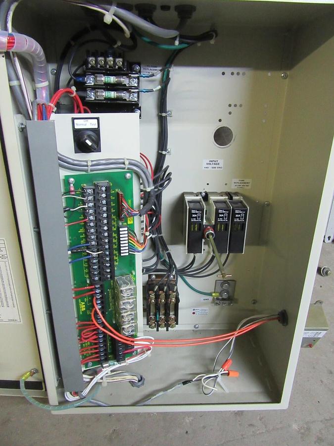 Used ABB VARIABLE SPEED DRIVE H5010154N0P2BAFT00 480 VAC 15 HP 3-PHASE ACH-500