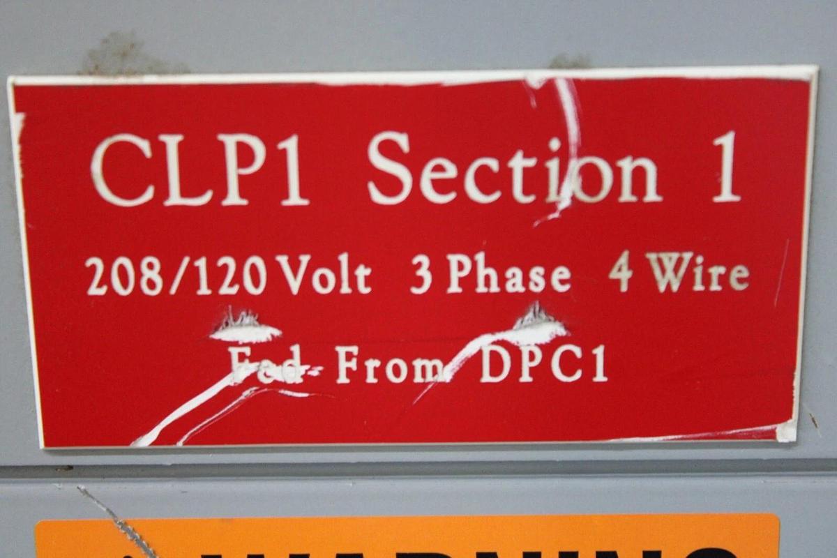 Used GENERAL ELECTRIC SERVICE PANELBOARD AB43B 225 AMP 208Y/120V 3-PHASE NEMA 1