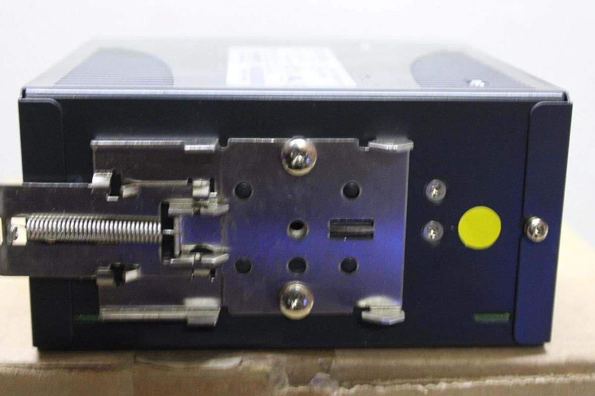 Used CONNECTWELL POWER SUPPLY PSS120/24/5 INPUT: 230 VAC 2.8A OUTPUT: 24 VDC 120W