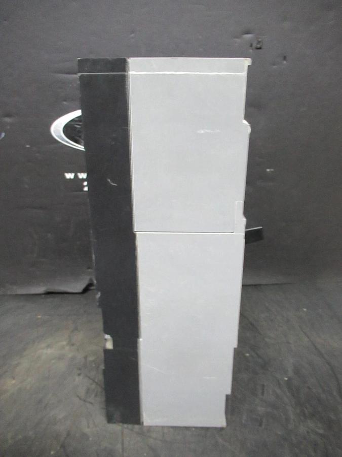 Used SIEMENS SENTRON MOLDED CASE SWITCH JXD63S400A 400 AMP 600 VAC 3-POLE