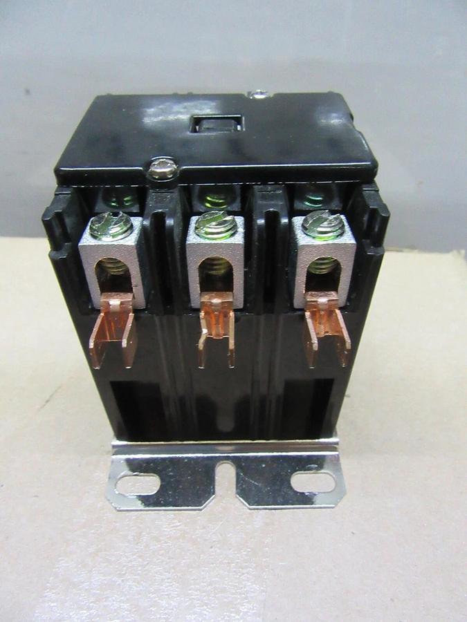 Used JARD CONTACTOR 17436 600 VAC 40 AMP 3-POLE 3-PHASE COIL: 120 VAC