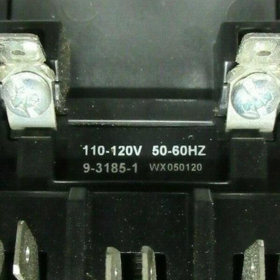 Used EATON CONTACTOR C25DND330 SER. D1 30 AMP 600 VAC 3 POLE COIL: 120 VAC 15 HP