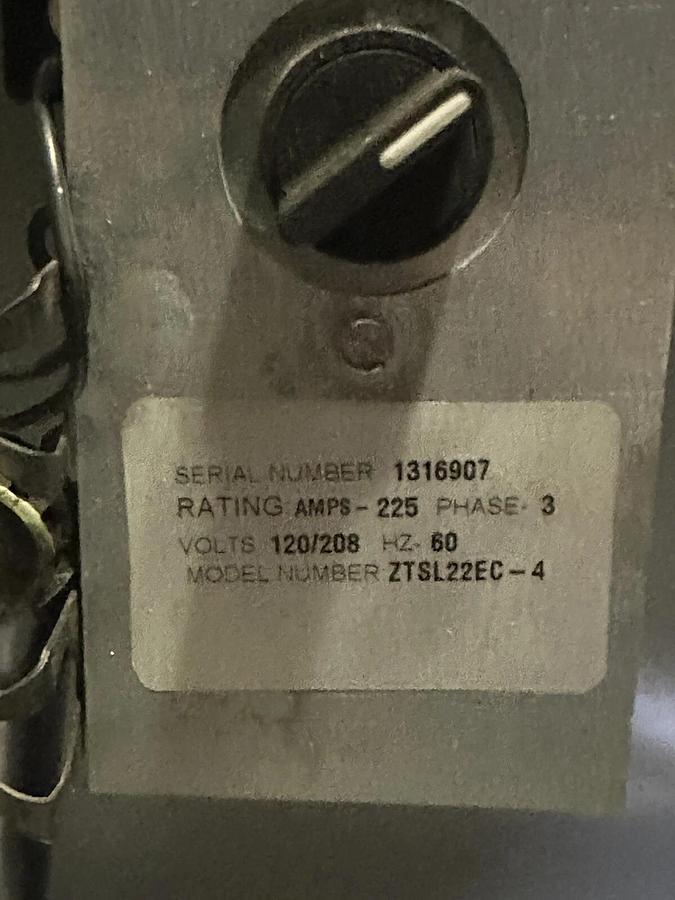 Used 225 AMP AUTOMATIC TRANSFER SWITCH ATS 208/120 VOLT 3 PH 225 A ZENITH ZTSL22EC-4