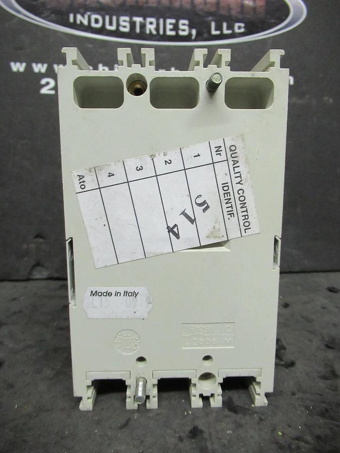 Used ABB BREAKER TMAX T1N 15 AMP 240/480/600 VAC 500 VDC  3 POLE * WARRANTY *