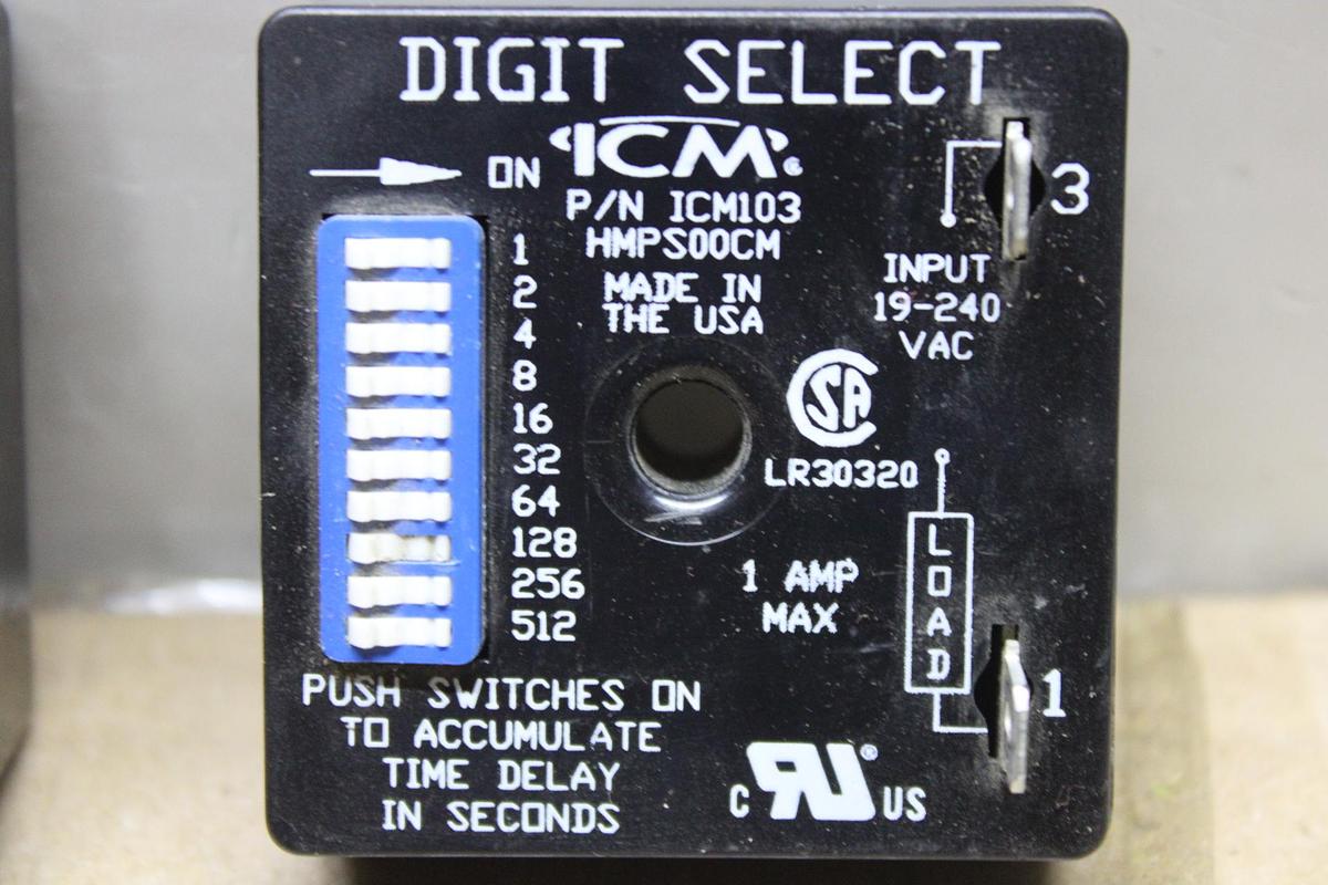 Used ICM TIME DELAY RELAY SWITCH HN67ZA012 DFVS00A3B3 240 VAC 1 AMP 1-512 MINUTES
