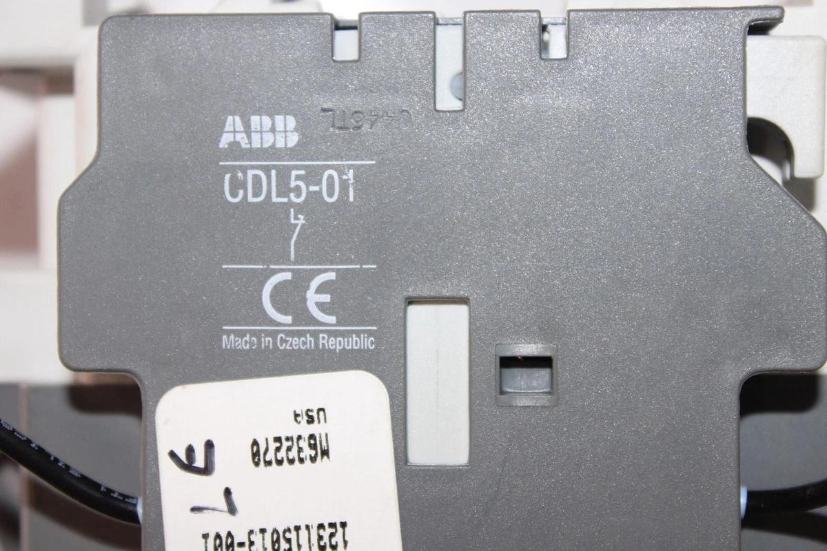Used ABB CONTACTOR AE75-30 600 VAC 105 AMP 75 HP 3-POLE 3-PHASE COIL: 24 VDC