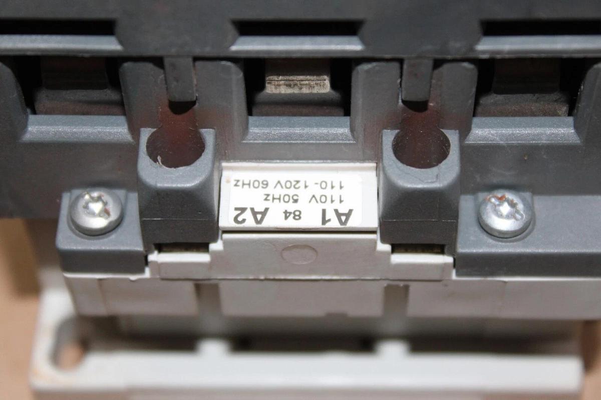 Used ABB CONTACTOR A95-30 125 AMP 600 VAC 75 HP 3-PHASE W/ 024-31106-000 *WARRANTY*