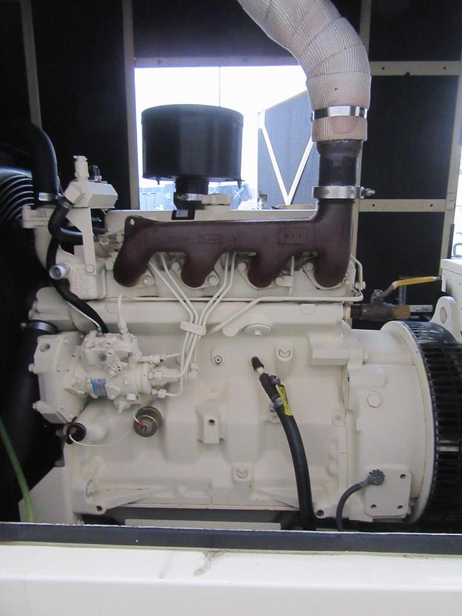 Used 40KW DIESEL GENERATOR  KOHLER 120/208V JOHN DEERE ENCLOSED VIDEO WE SHIP 40 KW