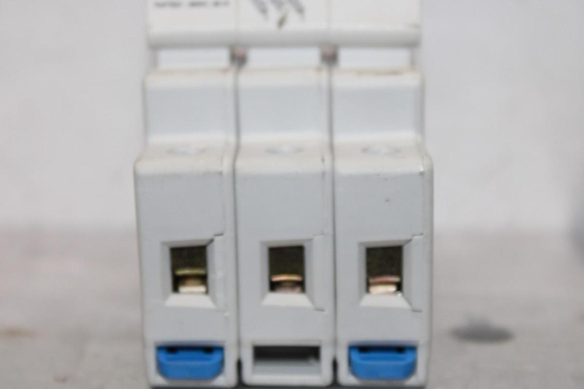Used GOULD ULTRASAFE FUSE HOLDER USM3 3-POLE 600 VOLT 30 AMP **WARRANTY**