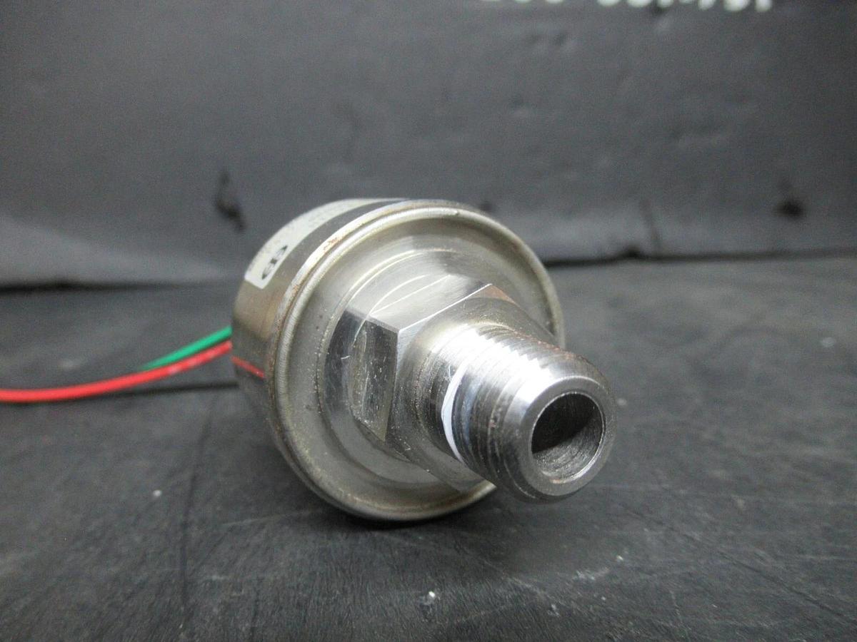 Used JOHNSON CONTROLS PRESSURE TRANSDUCER P459-5035-15G *NO RATINGS*