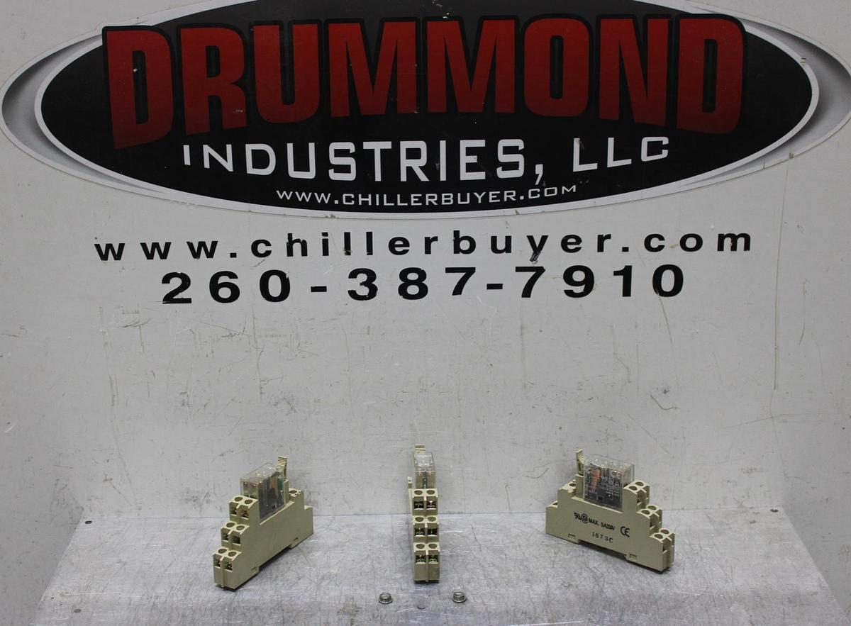 NEW SURPLUS OMRON POWER RELAY MKS2PI 250 VAC 10 AMP SINGLE PHASE W/ BASE