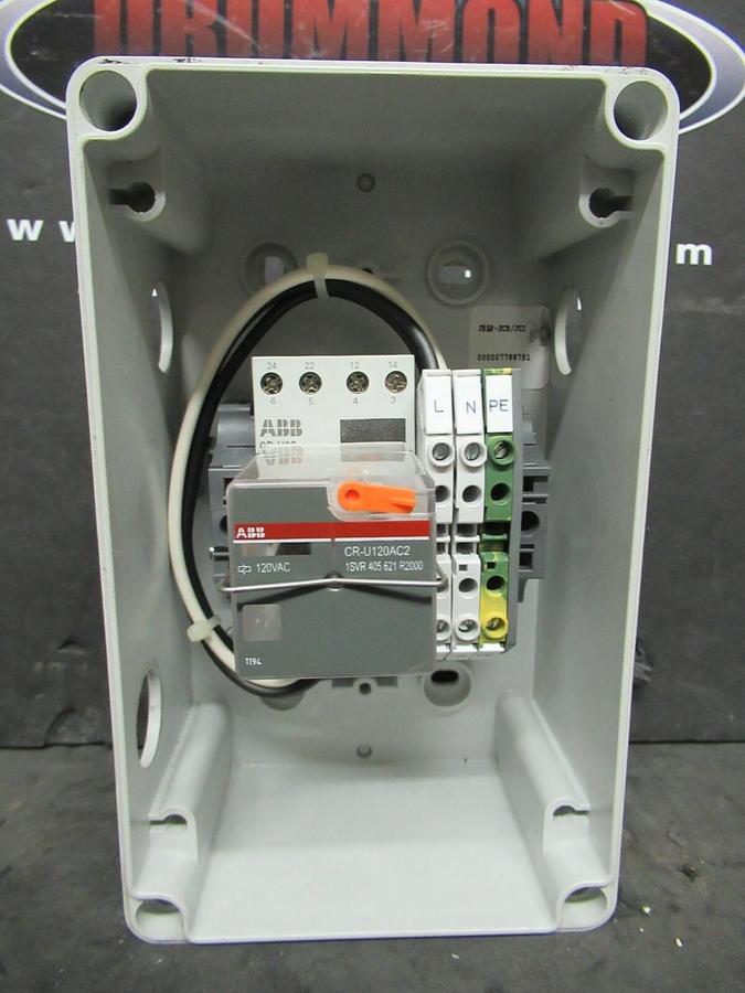 ABB ENCLOSED RELAY CR-U120AC2 71 AMP 115V 1SVR-405-621-R2000 *WARRANTY*