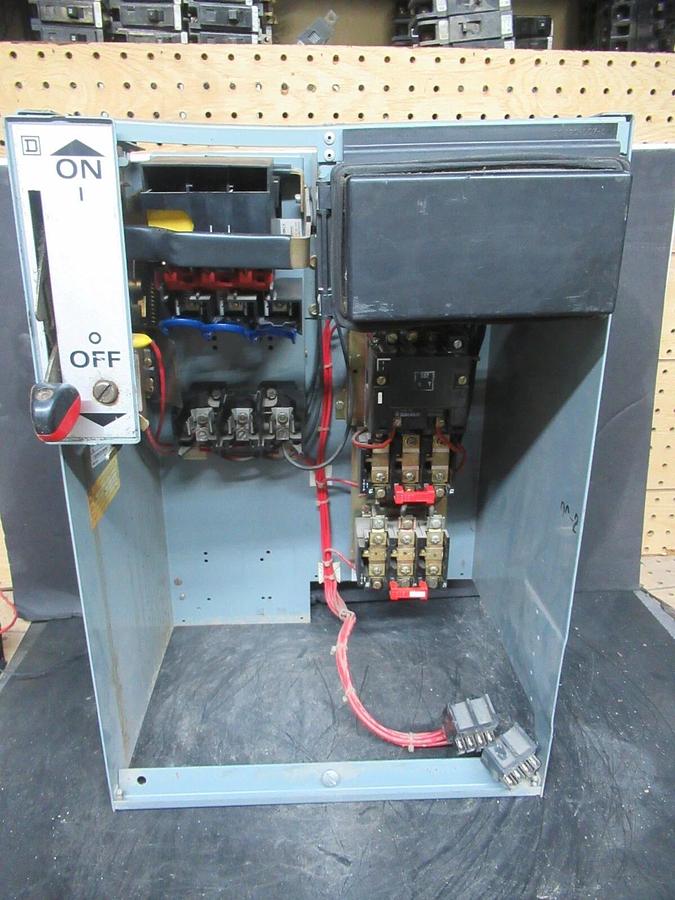 Used SQUARE D MCC MOTOR CONTROL STARTER 20" MODEL 5 W/ 8810SCO12 STARTER NEMA 1 10 HP
