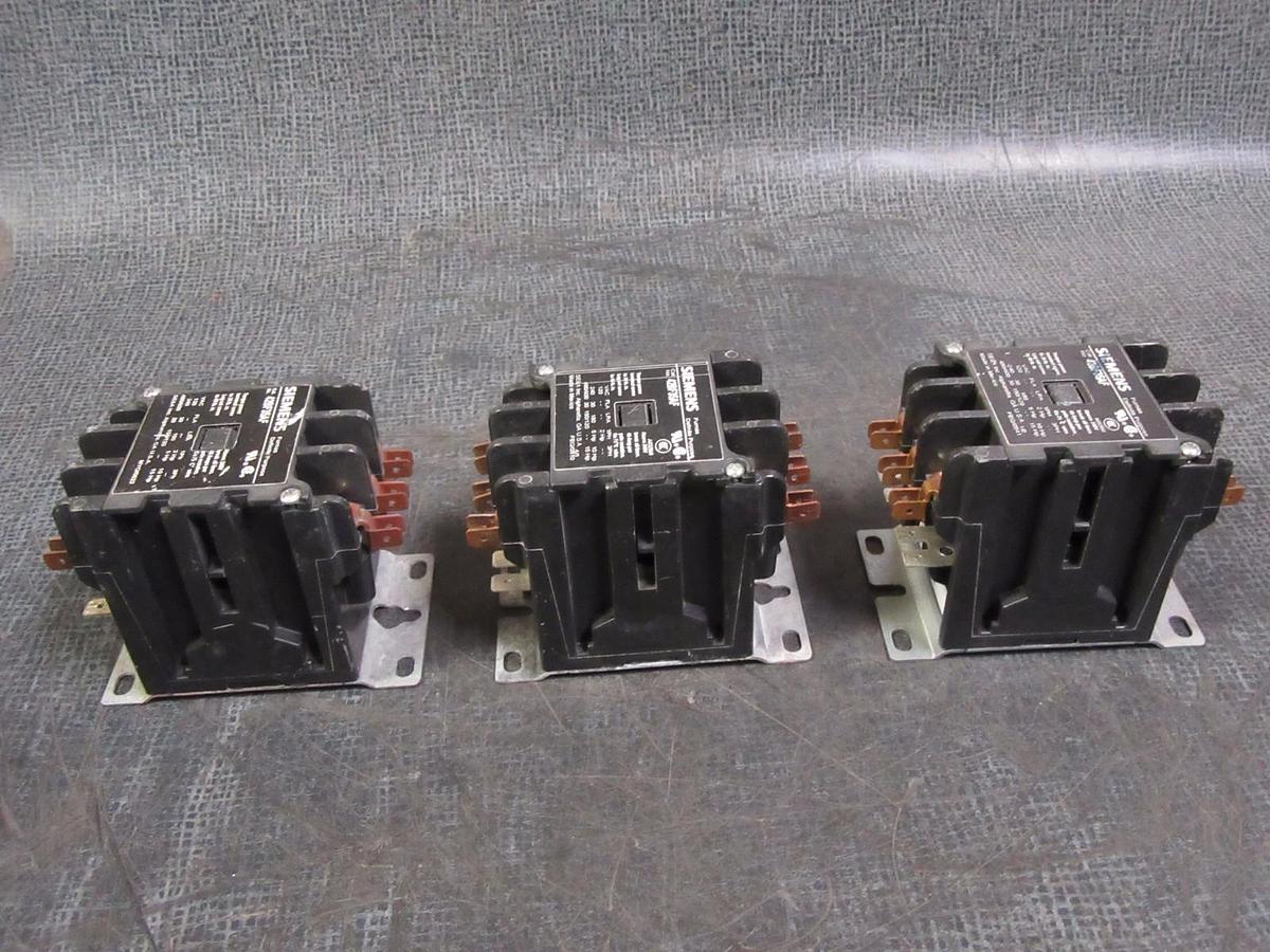 Used (1) SIEMENS CONTACTOR 30 AMP 600V 3 PHASE 15 HP 110-120V COIL MODEL: 42BF35AF