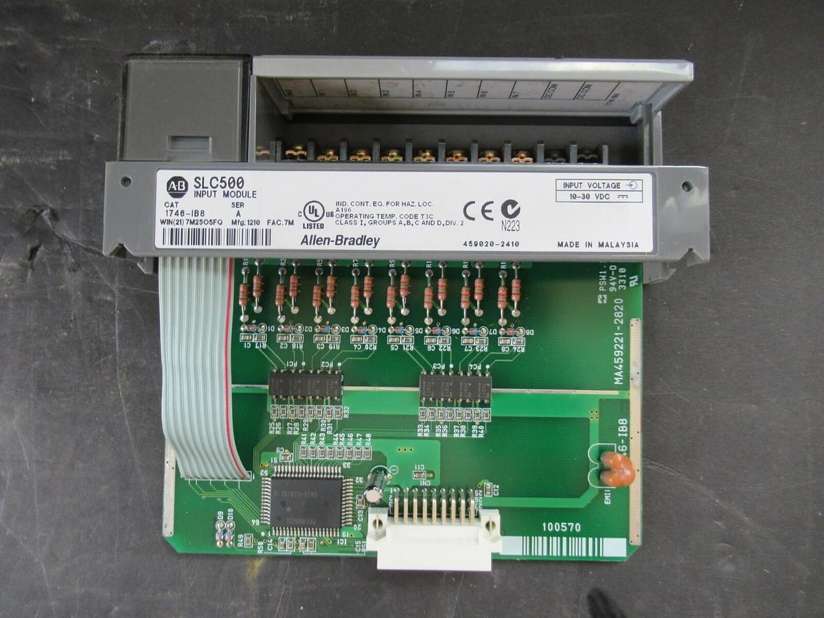 Used ALLEN BRADLEY SLC500 INPUT MODULE 1746-IB8 SER A **WARRANTY INCLUDED**