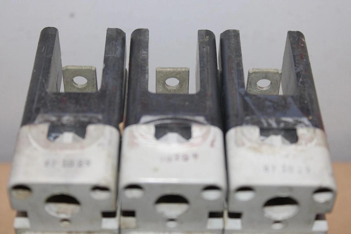 Used LOT OF 3 WESTINGHOUSE EHD1020 20 AMP 277 VAC SINGLE POLE *WARRANTY*