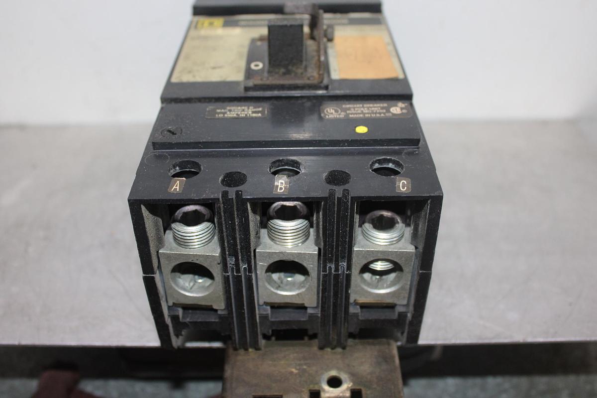 Used SQUARE D I-LINE CIRCUIT BREAKER FA36020 20 AMP 600 VAC 3-POLE