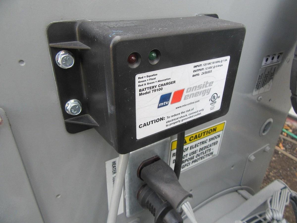 Used 30 KW GENERATOR MTU 4.3 NATURAL GAS LP PROPANE 120/240 VOLT 1PH 89 HRS 40KW 2015