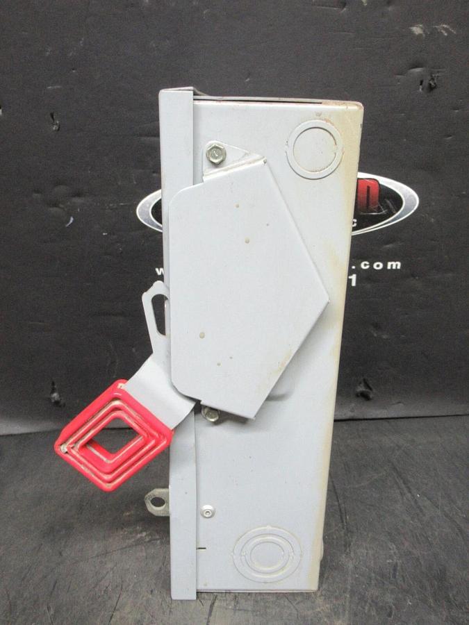 Used GE TYPE 1 ENCLOSED SAFETY SWITCH TH3361 MODEL: 7 30 AMP 600 VAC 20 HP *WARRANTY*