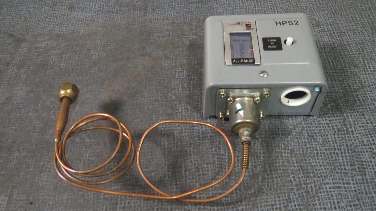 JOHNSON CONTROLS PENN PRESSURE SWITCH P70KA-1 277 VOLT 16 AMP 125 VA *WARRANTY*