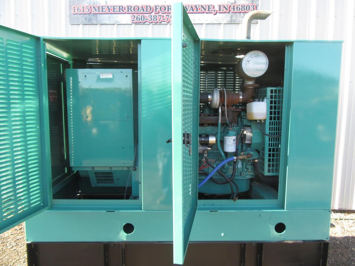 Used 50 KW DIESEL GENERATOR CUMMINS 120/240V B3.9-G4 ENCLOSED RECONNECTABLE VIDEO
