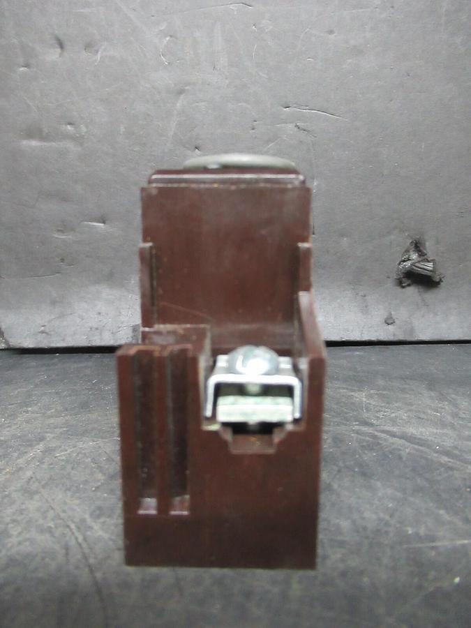 Used CUTLER HAMMER PULL OUT SWITCH DEAD FRONT FUSE PFS3311 3 PHASE 7.5 HP *WARRANTY*