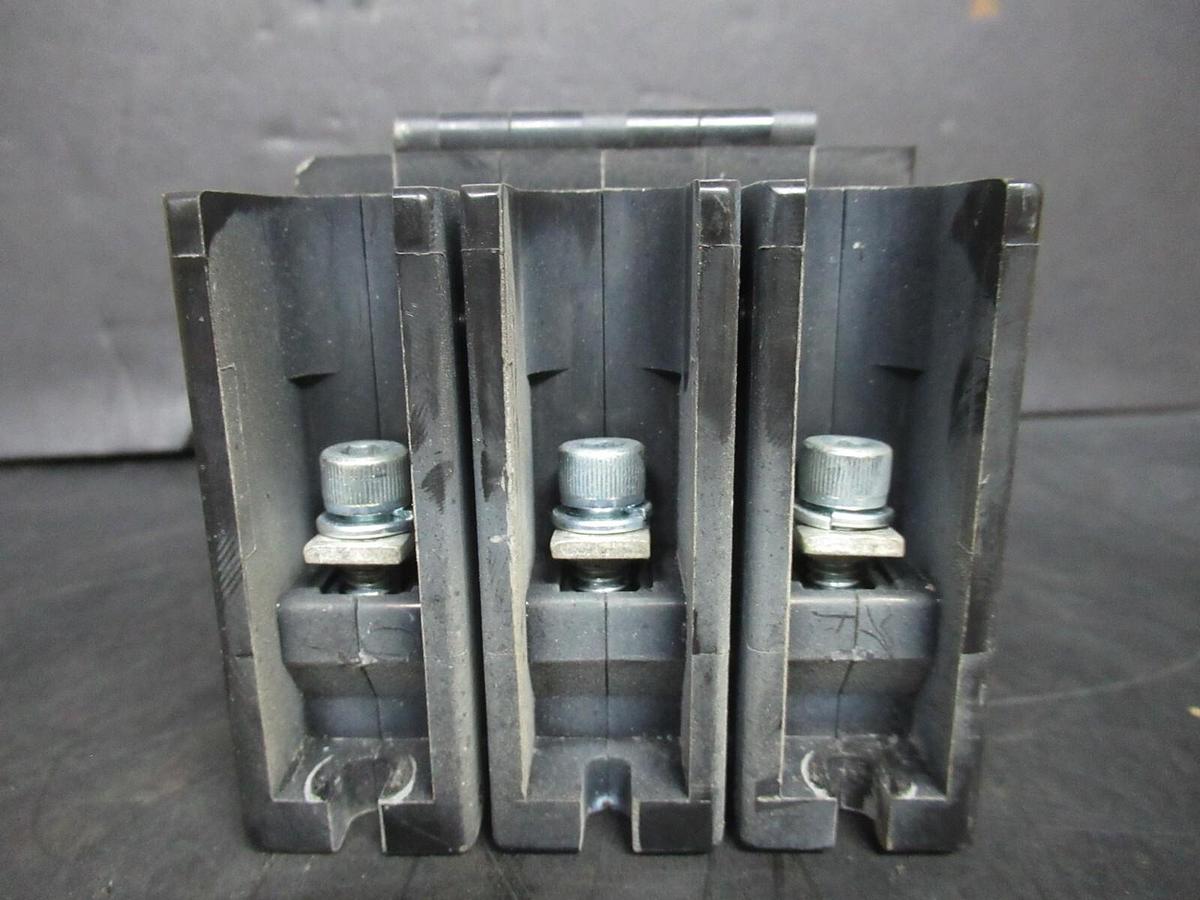 Used AIRPAX 26 AMP 31 TRIP AMPS CIRCUIT BREAKER 600 VAC 219-3-2600-452 HH83XB452-B