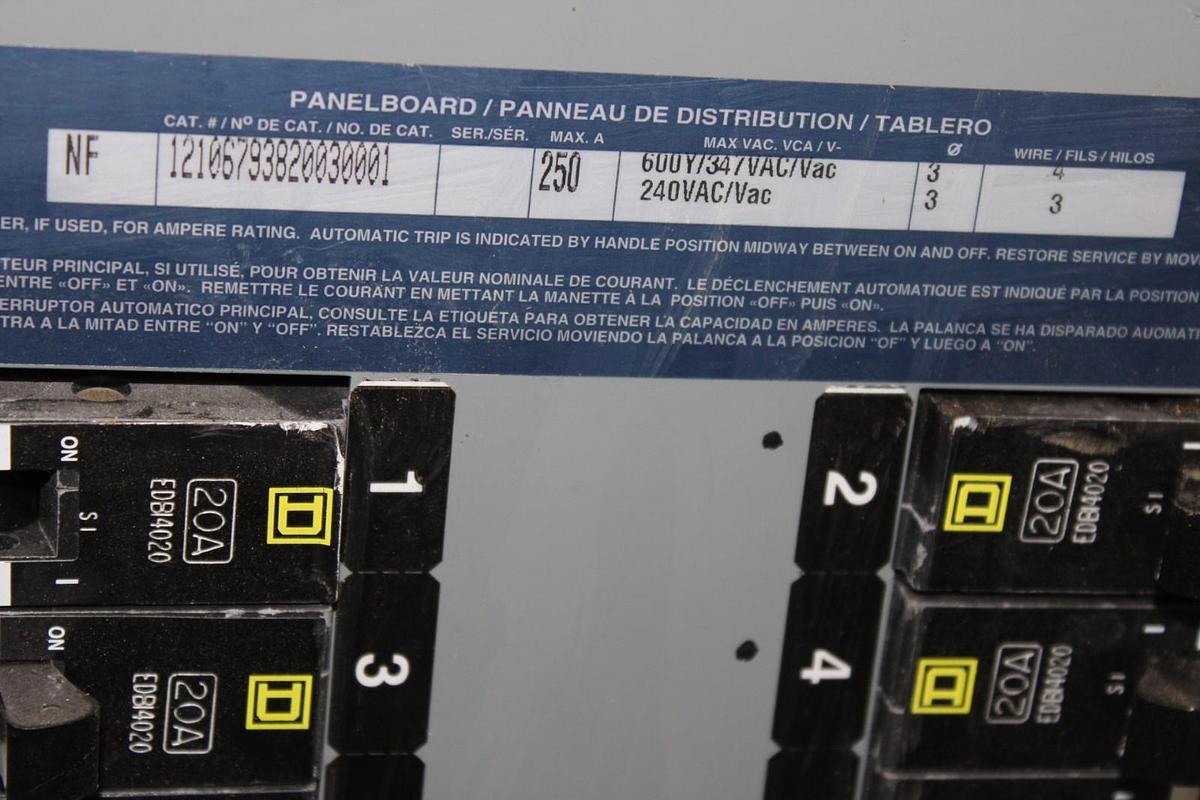 Used SQUARE D TYPE 1 NF MAIN SERVICE PANEL 12106793820030001 150 AMP 30-SLOT 600V