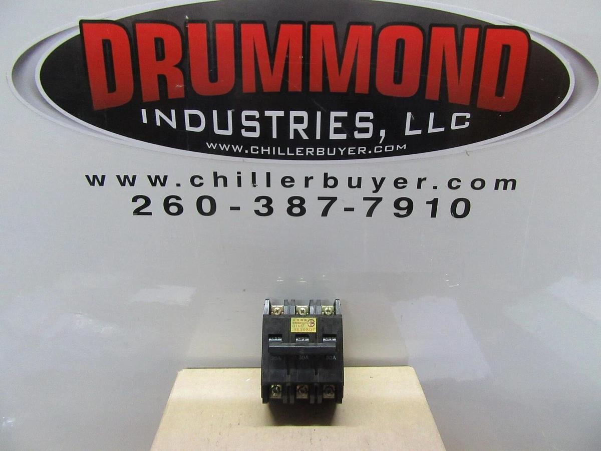 Used IM MOLDED CASE CIRCUIT BREAKER BH-50AF 220 VOLT 30 AMP 3-POLE 50/60 HZ