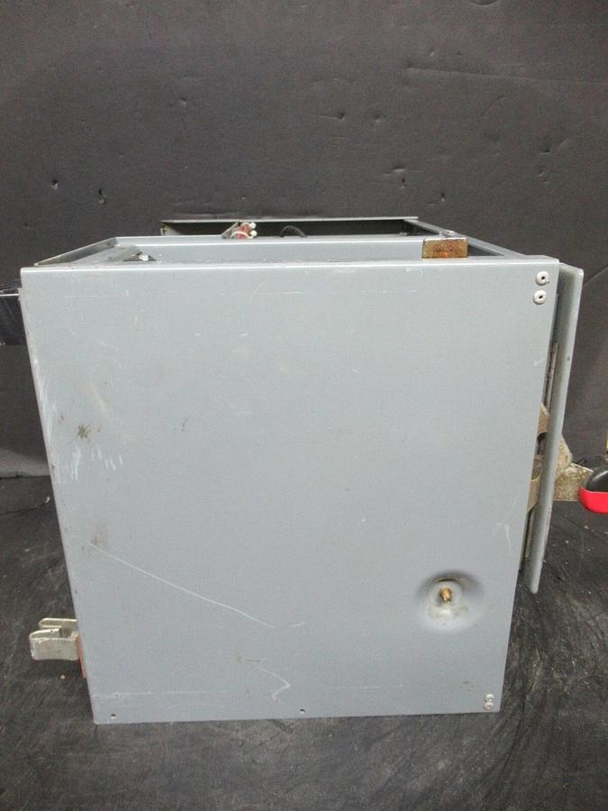 Used SQUARE D MCC MOTOR CONTROL STARTER 12" MODEL 5 W/ NEMA SIZE 1 8536SCO3 3 AMP