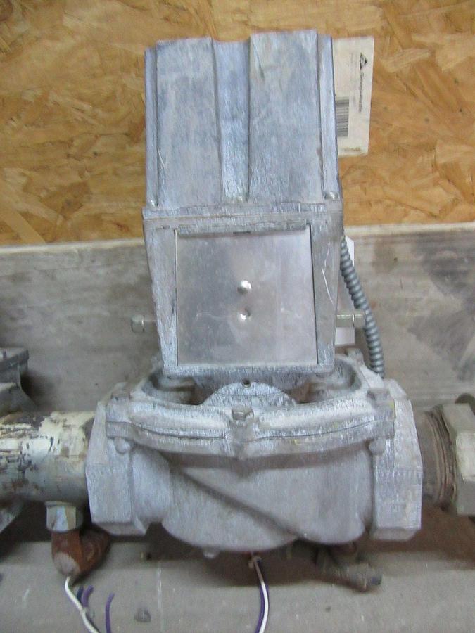 Used HONEYWELL FLUID POWER GAS VALVE V4055D-1019 110/120V GAS TRAIN 2.5"