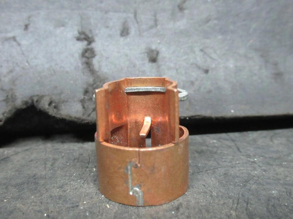 Used BUSSMANN FUSE REDUCER CLIP SET 263R G-S-632 30 AMP **WARRANTY INCLUDED**