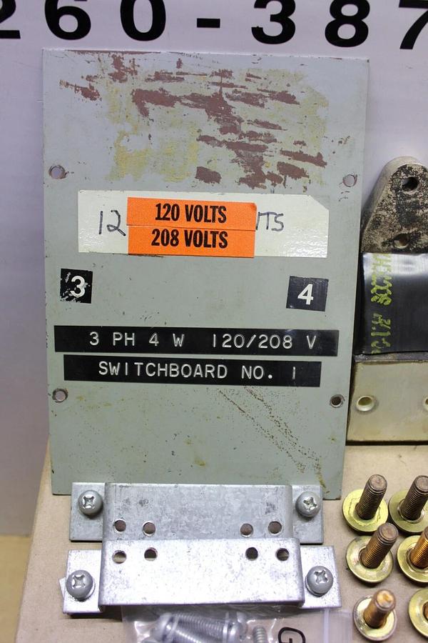 Used CUTLER HAMMER CIRCUIT BREAKER MOUNTING KIT FOR HLA BREAKERS **WARRANTY**