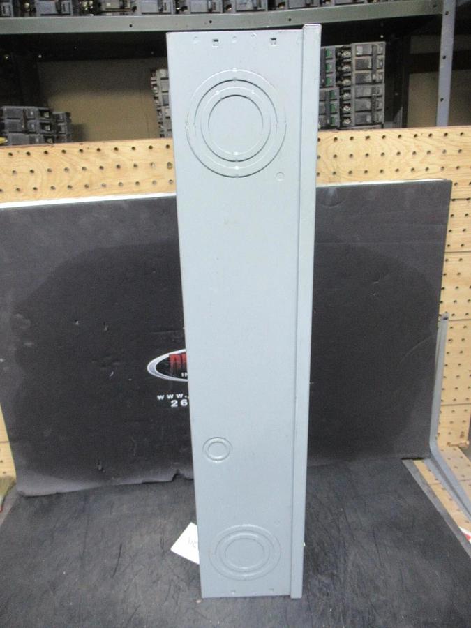 Used GE CIRCUIT BREAKER ENCLOSURE TQD225F ENCL. TYPE 1 W/ TQD32100 100 AMP 240 VAC