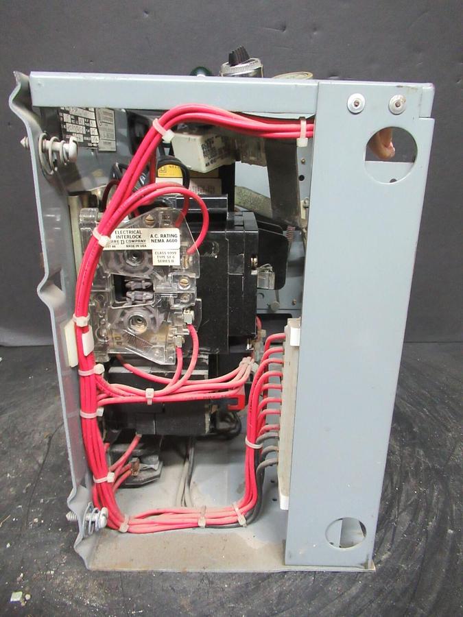 Used SQUARE D MCC MOTOR CONTROL STARTER 12" MODEL 4 W/ 8536SCO3 STARTER NEMA 1 10 HP