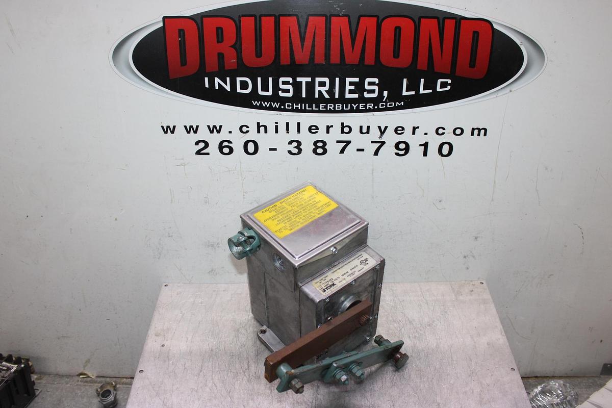 Used CARRIER CHILLER I/O MODULE CIRCUIT BOARD CEPL130260-07 **WARRANTY INCLUDED**