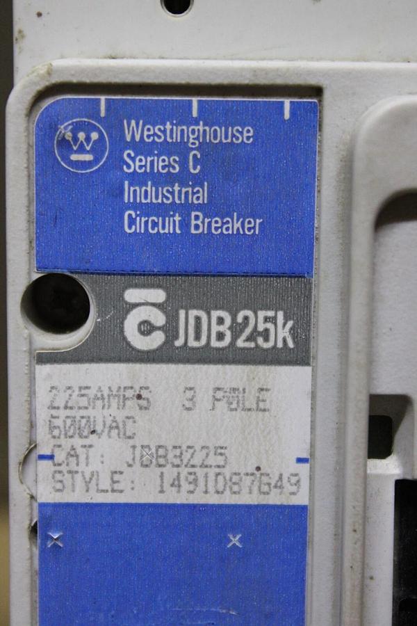 Used (1) WESTINGHOUSE JDB25k CIRCUIT BREAKER JDB3225 225 AMP 600 VAC 3-POLE