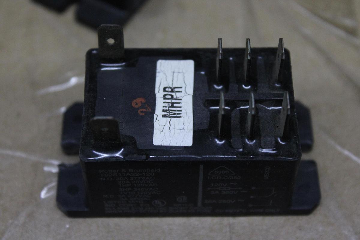 Used NCC SOLID STATE TIME DELAY RELAY Q3F-03600-321 120 VAC 1 AMP 180-3600 SEC DELAY