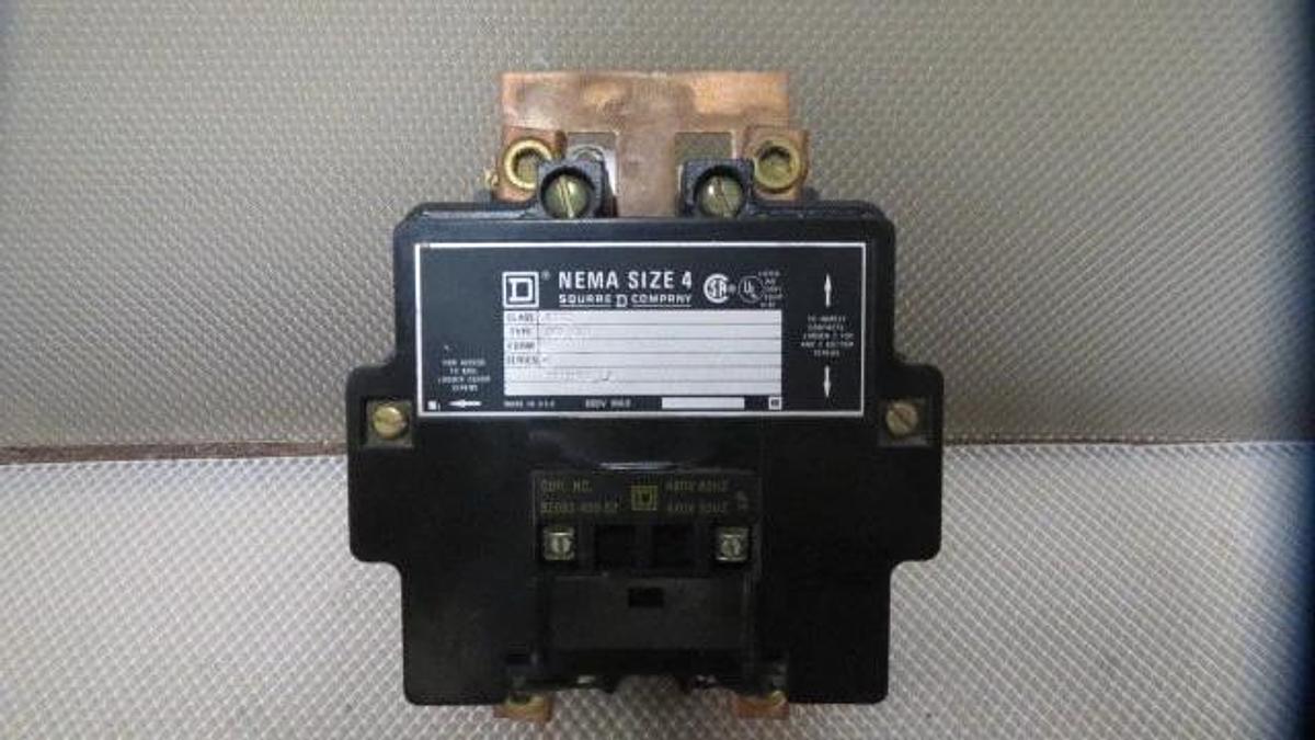Used SQUARE D NEMA SIZE 4 CONTACTOR 600 VAC W/ 480V COIL MODEL 8502SFO1S1