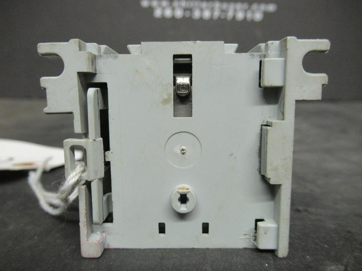 Used ALLEN BRADLEY CONTACTOR 700DC-M400* SER. A 12 AMP 600 VAC