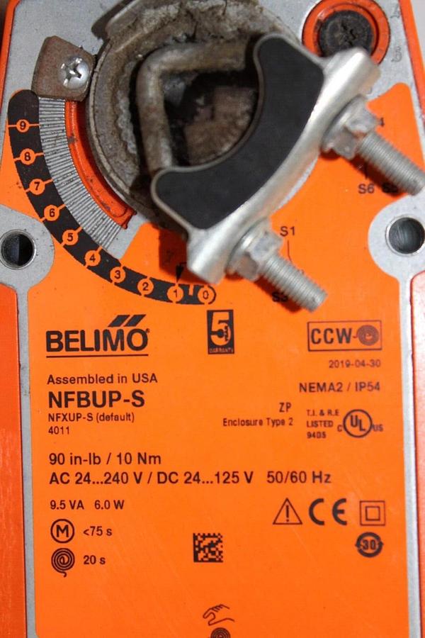 Used BELIMO DAMPER ACTUATOR NFBUP-S 240 VAC NEMA 2 9.5 VA 6 WATT 90 IN/LB