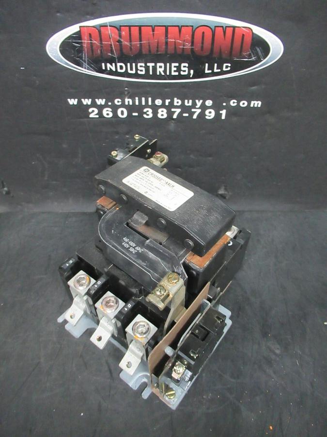 Used GE CONTACTOR CR305E0**AALH NEMA SIZE 3 600 VAC 100 AMP 50 HP 480 VOLT COIL