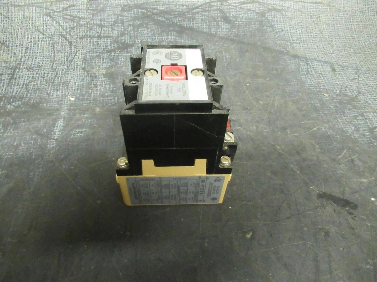 Used ALLEN BRADLEY TYPE P AC RELAY 700-P200A1 600 VAC 10 AMP **WARRANTY INCLUDED**